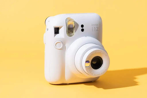Polaroid atau Kamera Segera